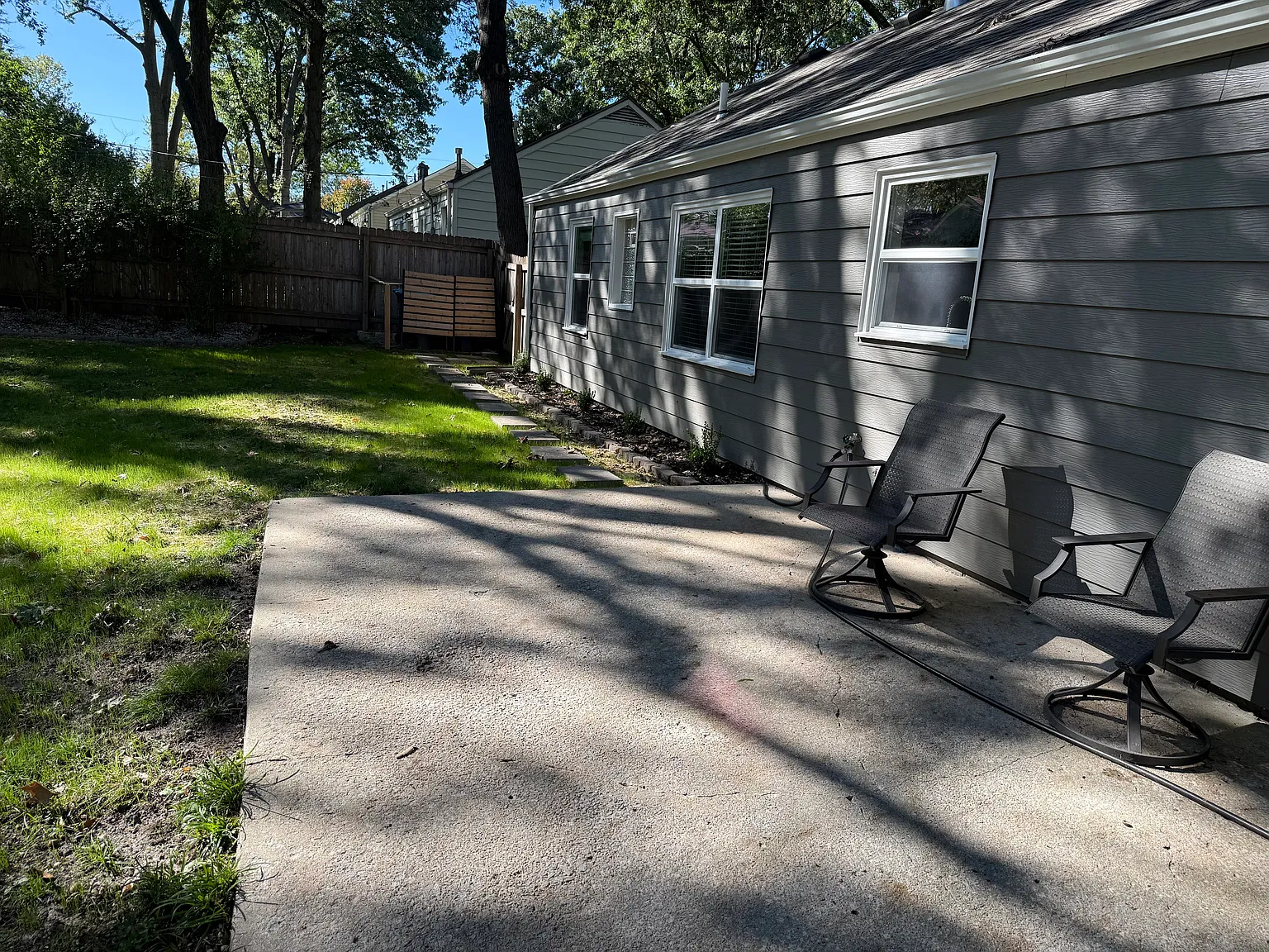 2 bed, 965 sqft, $2,200 — Photo 3