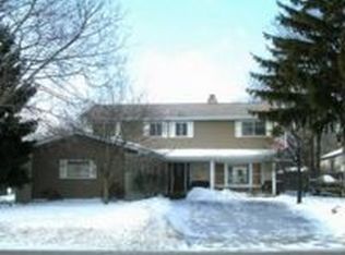 603 S Dymond Rd, Libertyville, IL 60048