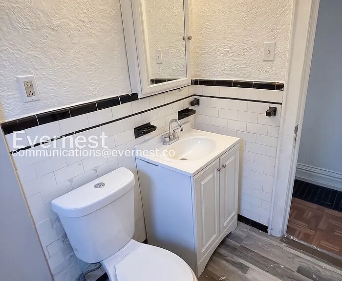 4847 Calvin Ave — Photo 11