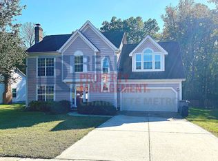 1121 Yorkdale Dr, Charlotte, NC 28217