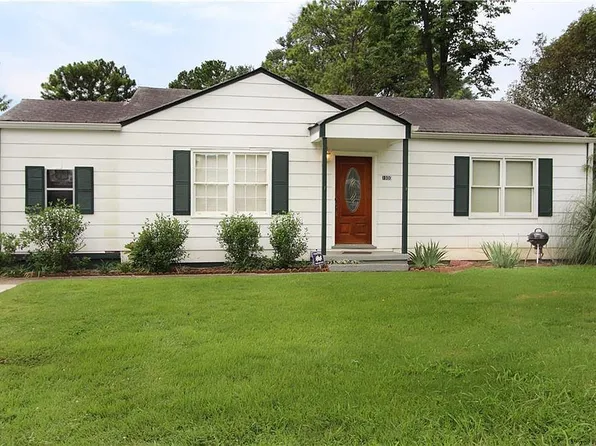 1900 Clearwater Dr SE, Marietta, GA 30067