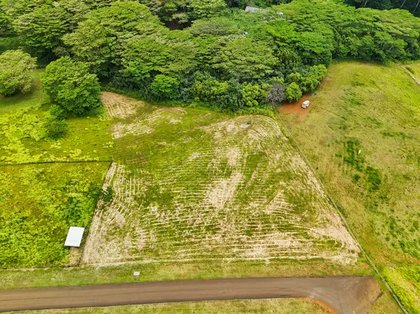 14 # D, Kapaa, HI 96746