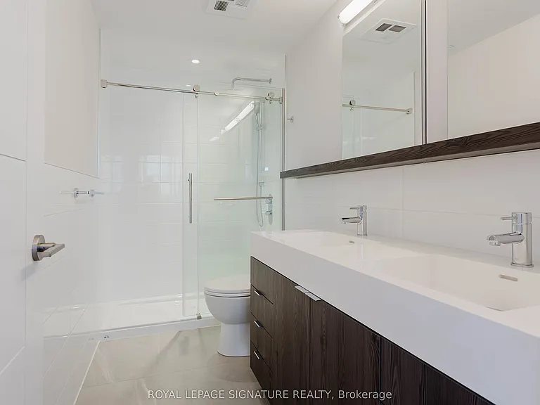 2525 Bathurst St #607 — Photo 16