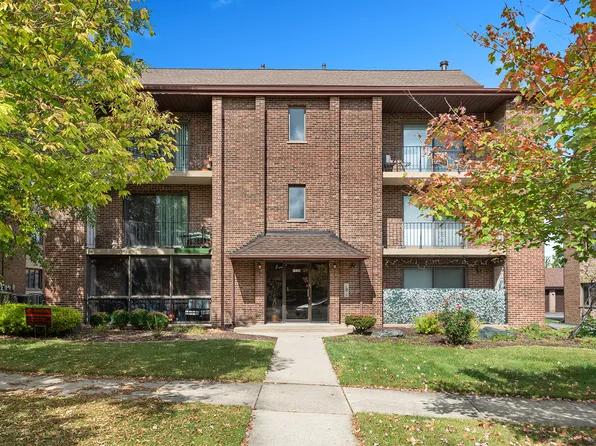 7938 Paxton Ave APT 3E, Tinley Park, IL 60477