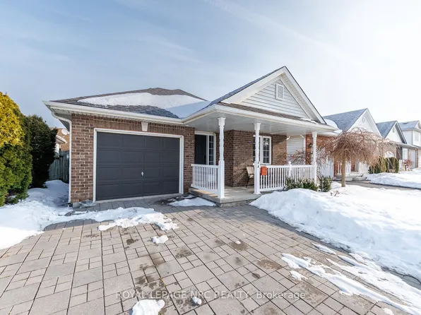 4A Wood St, Saint Catharines, ON L2N 2A9