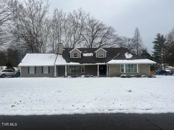 2061 Canterbury Rd, Kingsport, TN 37660