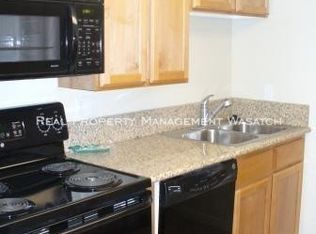 5720 S 900 E APT 8, Salt Lake City, UT 84107