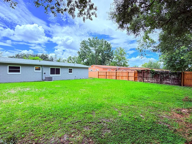 5130 Lescot Ln — Photo 26