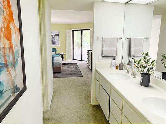 5th image of 21650 Burbank Blvd Unit 115
