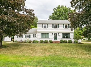 119 Idlewood Rd, Rochester, NY 14618