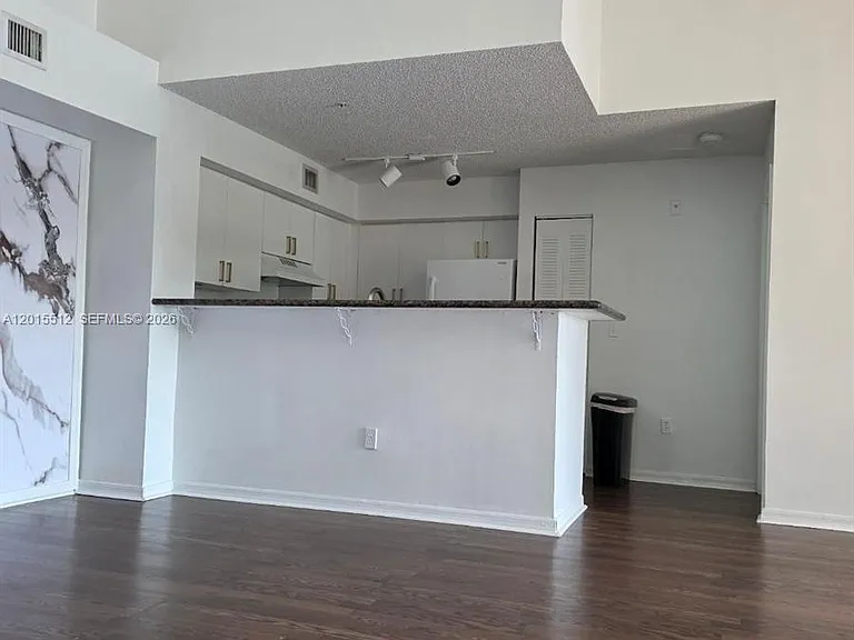 12118 Saint Andrews Pl #304 — Photo 7
