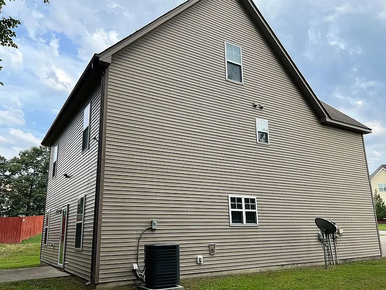 44 Salisbury Ln — Photo 21