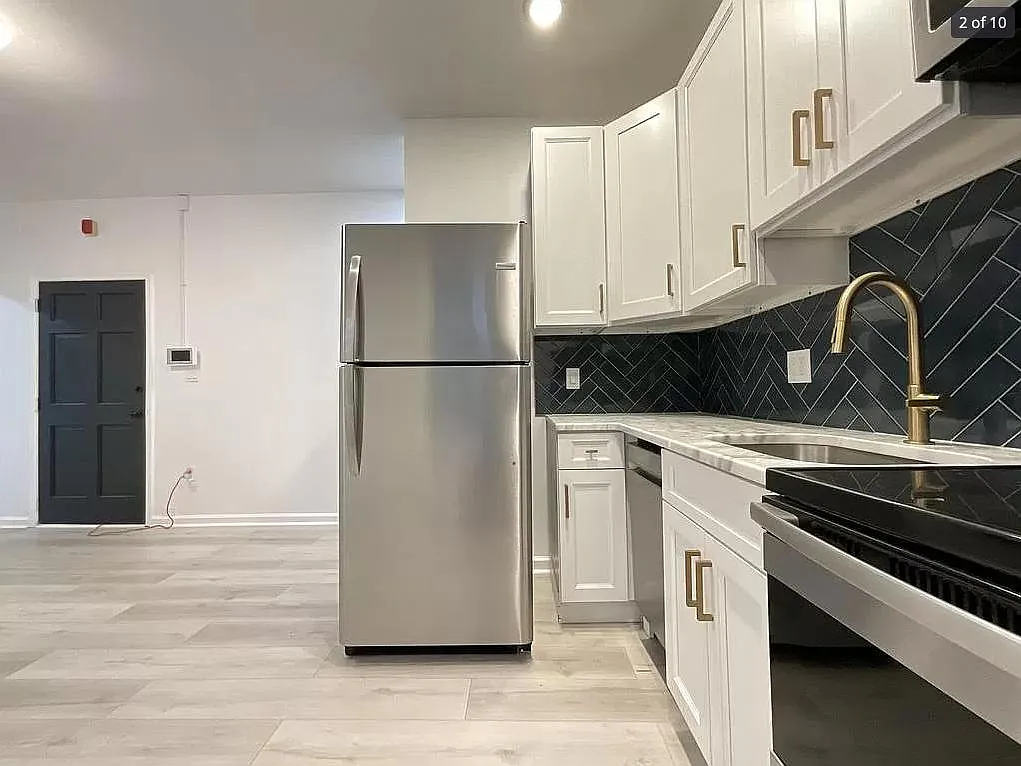 6755 Germantown Ave — Photo 2
