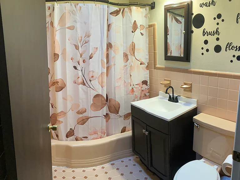 1801 Beyer Ave #B — Photo 23