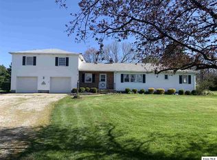 18281 Hopewell Rd, Mount Vernon, OH 43050