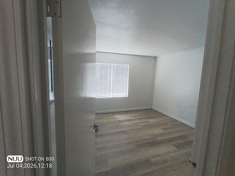 15094 Avenida Venusto #213 — Photo 37