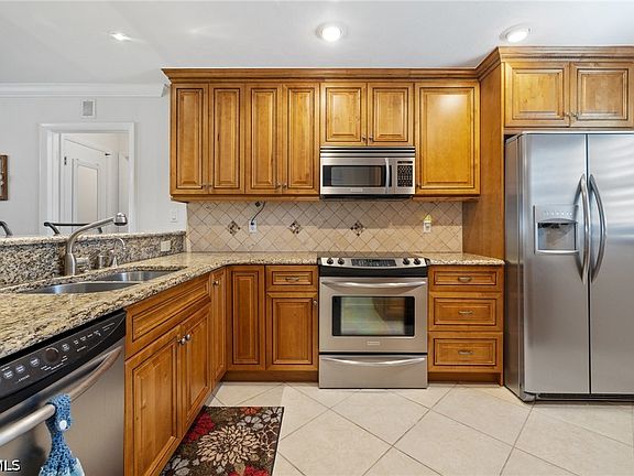 4th image of 7008 Foxfire Dr