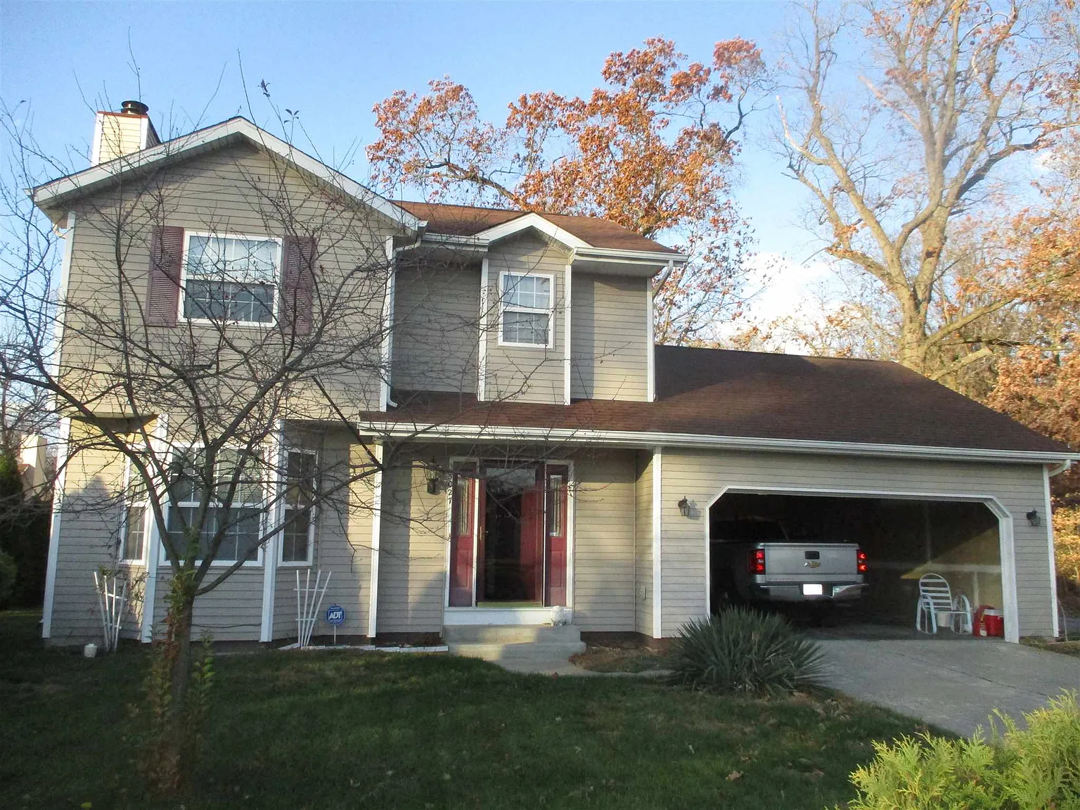 5027 Linden Ave photo 1