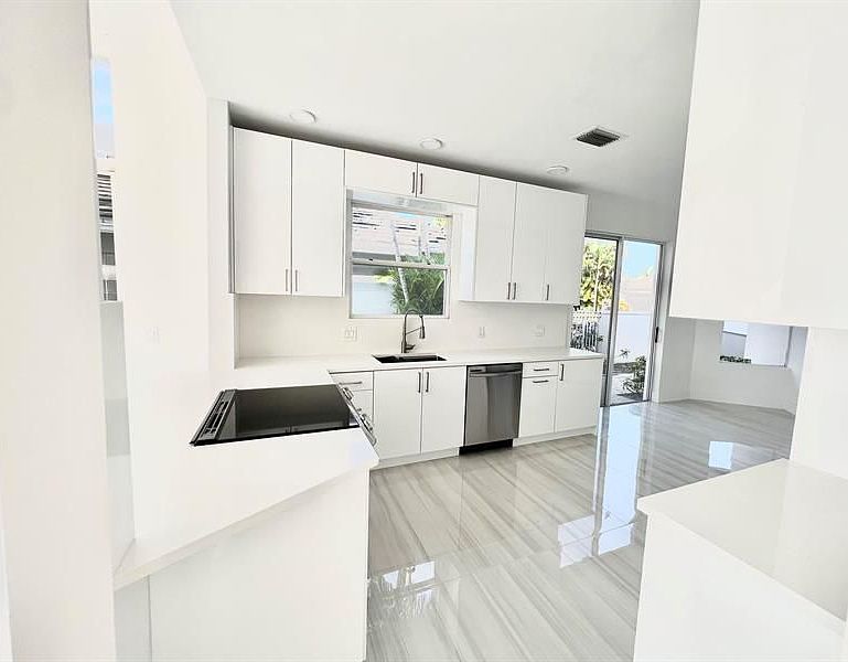1st image of 23321 Butterfly Palm Ct