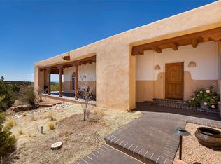 1320 Vista Colorado, Santa Fe, NM 87506