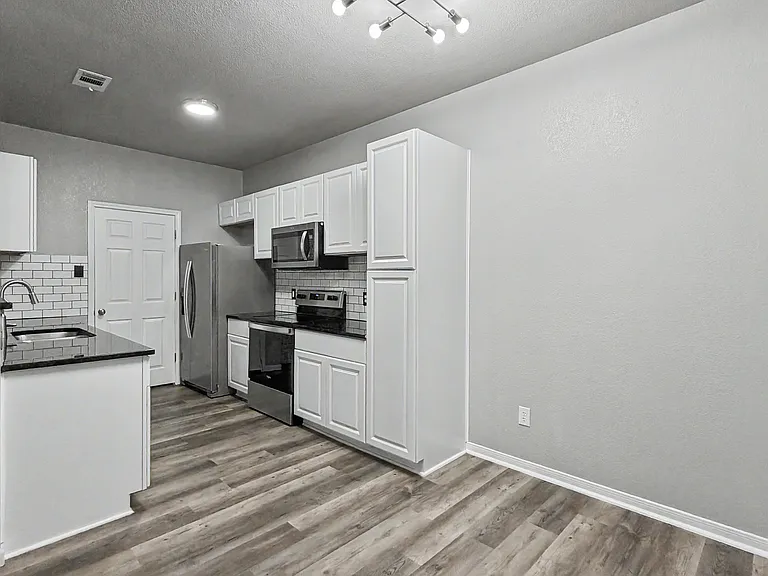 2804 Lucille Dr, Killeen — Photo 2