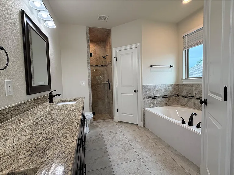 206 Fairway Cir — Photo 11