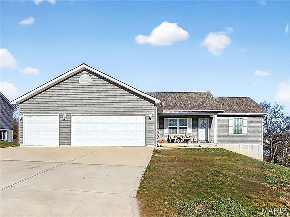 2nd image of 77 Colton Jesse Dr