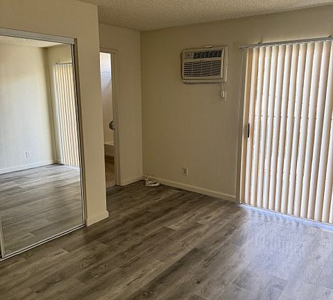 4th image of 2418 N Naomi St APT 103