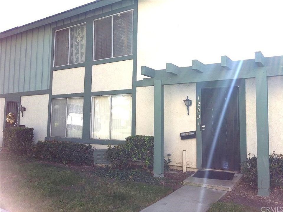 1st image of 120 Carriage Dr APT D