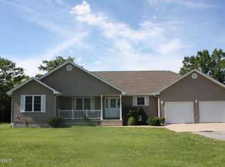 511 Hosman Dr, Herrin, IL 62948