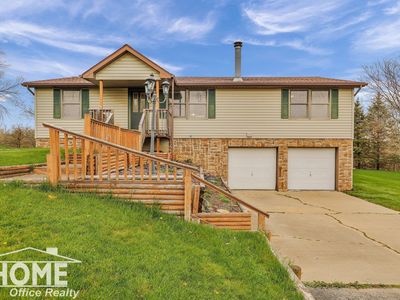 596 Crestview Dr, Corunna, MI, 48817