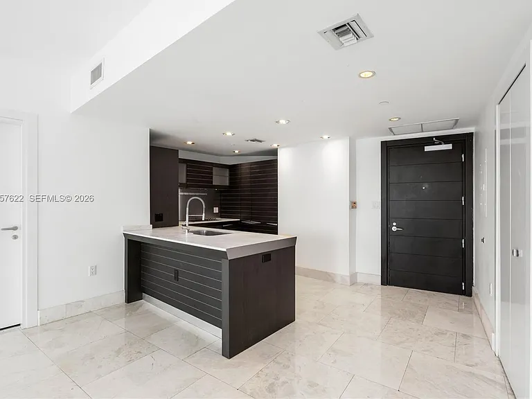 200 Biscayne Boulevard Way #4004 — Photo 6