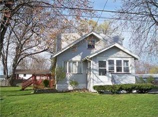 94 Calhoun Ave, Rochester, NY 14606