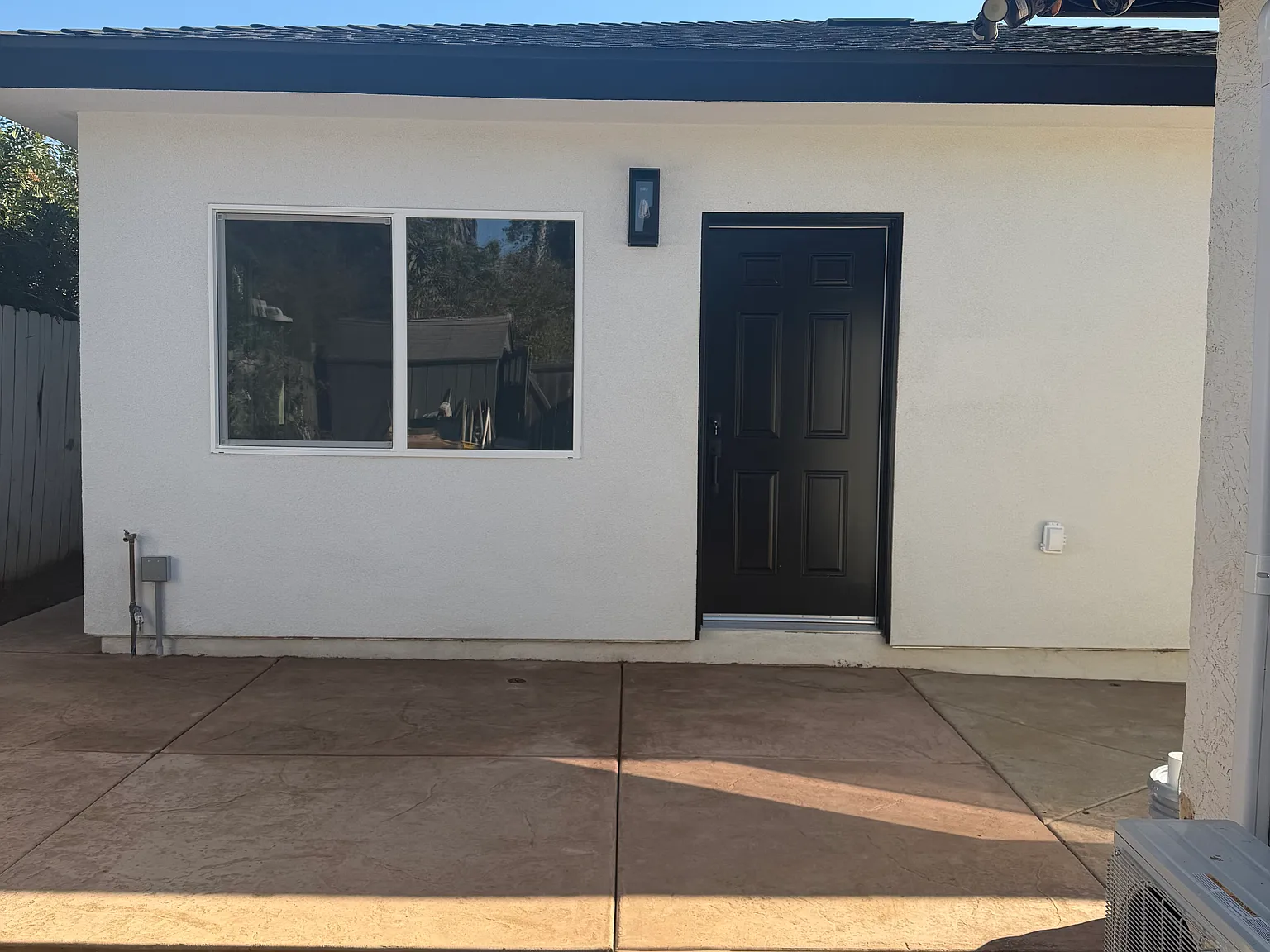 1014 Hackamore Rd — Photo 1