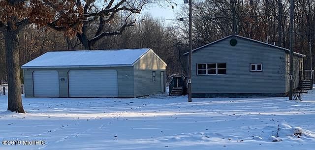 1st image of 11696 N Bingham Ave