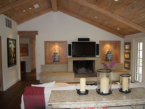 2nd image of 6538 Orchid Ln