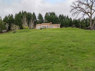 1071 Mathis Hill Rd, Yoncalla, OR 97499
