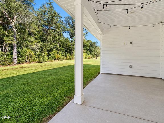 4th image of 80 Oak Trees Ln E
