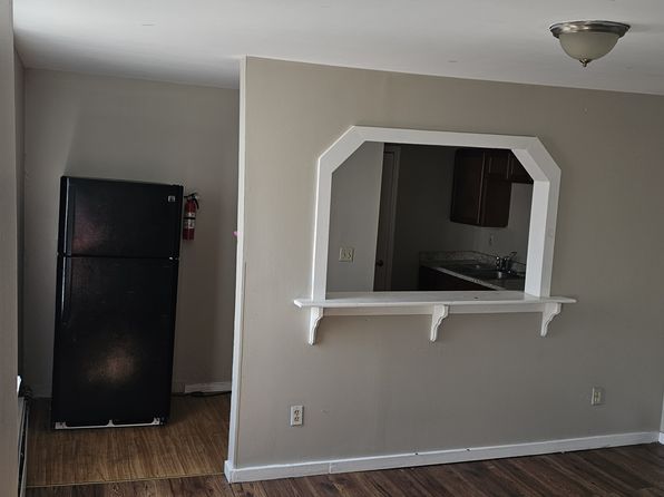 644 2nd Ave APT 4
