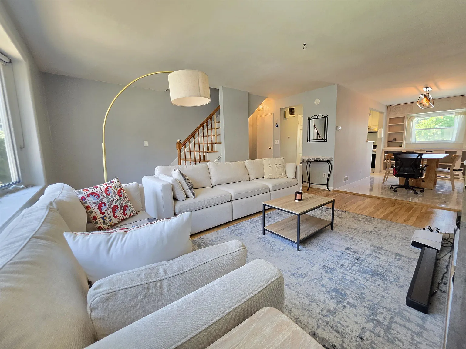 3 bed, 1.5 bath, $3,350 — Photo 4