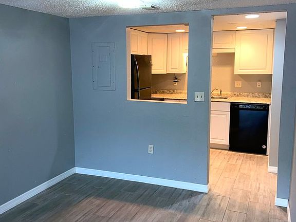 3rd image of 4113 S Semoran Blvd APT 12
