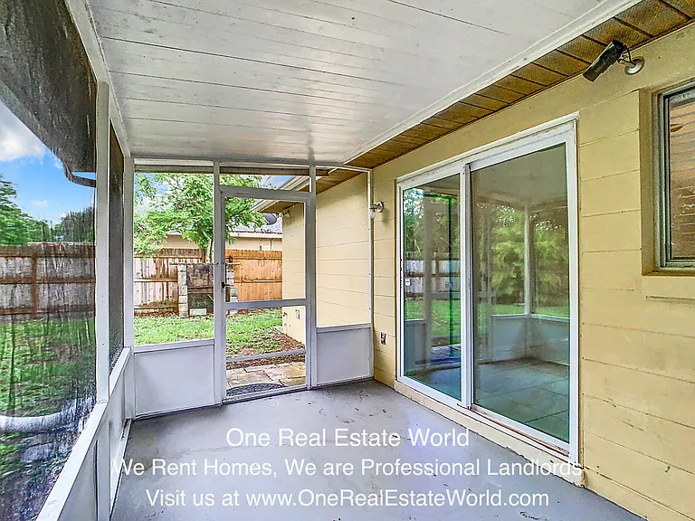 12929 Ohio Woods Ln — Photo 33