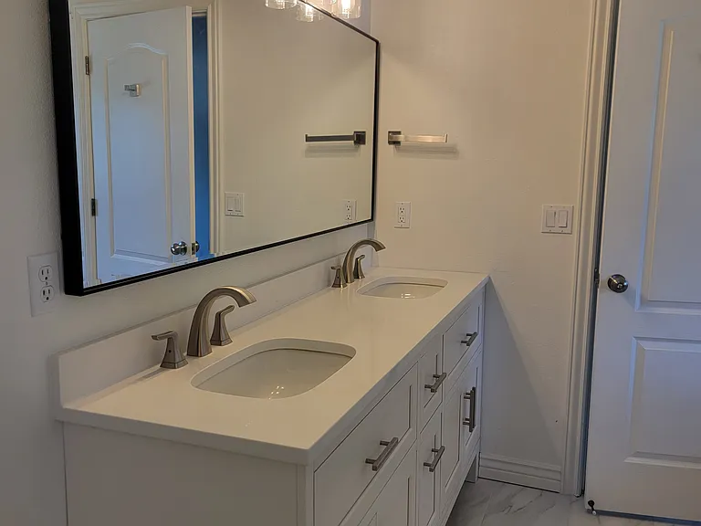 2880 W Ravenna St — Photo 70