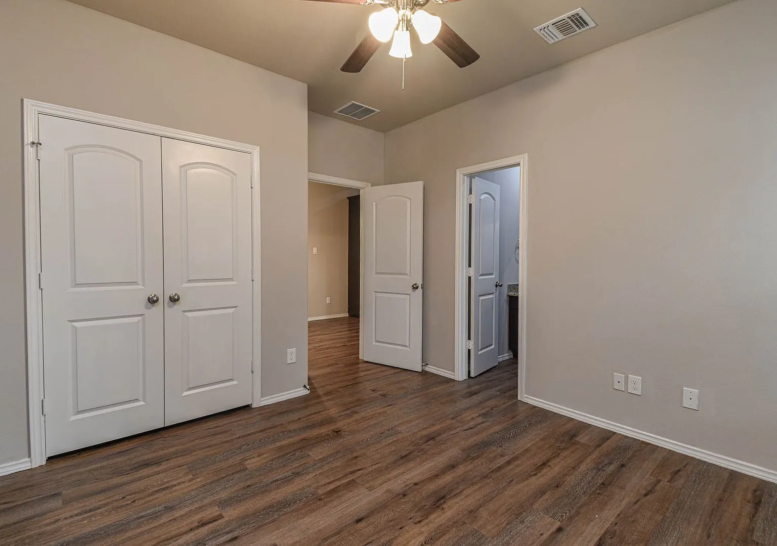 15633 Sycamore Dr. — Photo 4