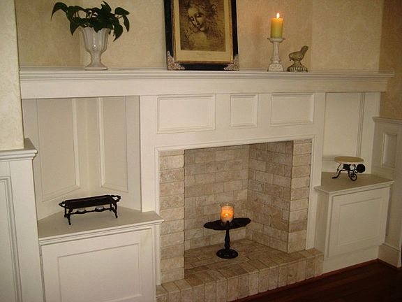 Dining room w/decortive fire