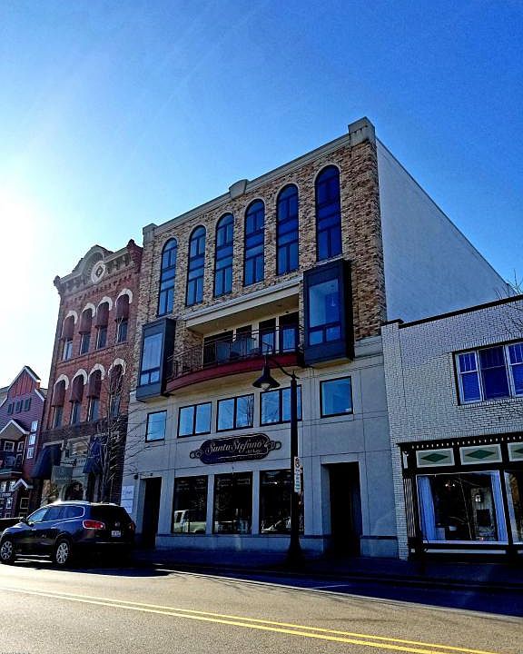 1st image of 12 Washington Ave #9
