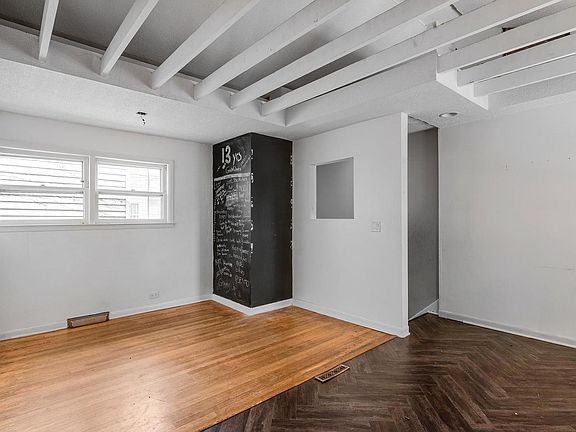 5th image of 2128 N Claremont Ave