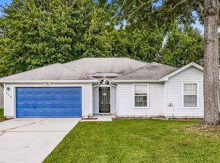 479 Moby Dick Dr N, Jacksonville, FL 32218