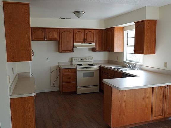 2nd image of 316 Tennessee Ave