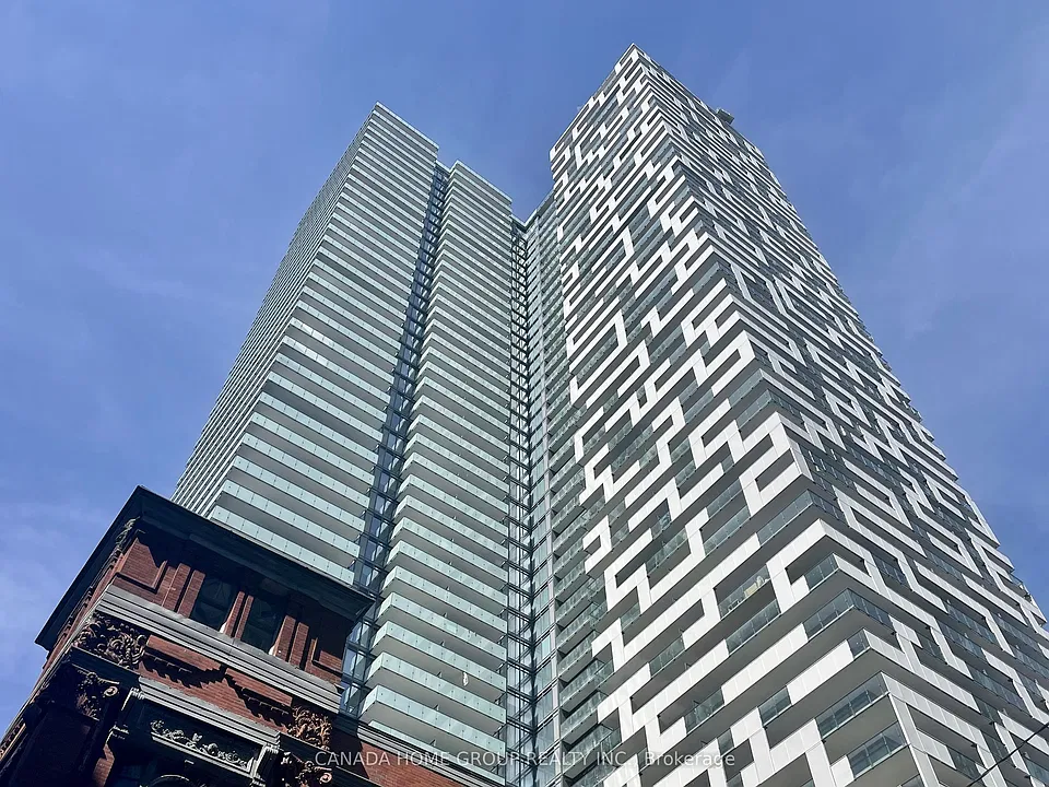 25 Richmond St E #3201